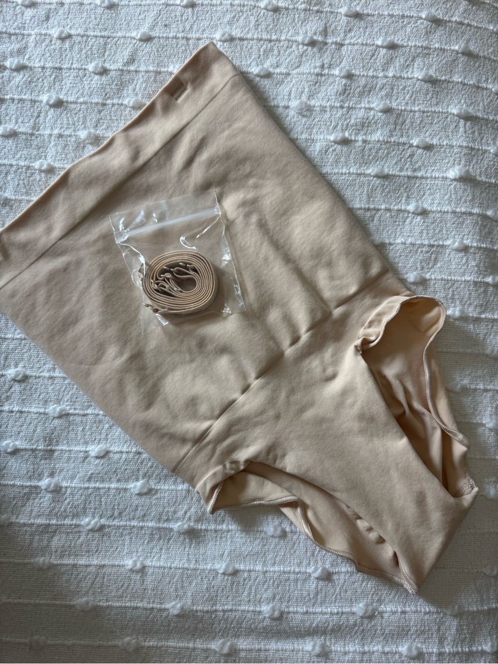 SKIMS CORE CONTROL HIGH-WAISTED BRIEF | SAND | Medium | Shapewear